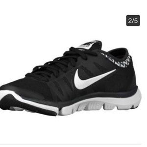 Black Nike Flex Shoes